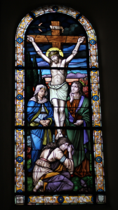 Kreuzigungsfenster der Reformationskirche Bad Schwalbach