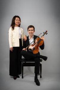 Balnur Ikramova (Klavier) und Nikolas Lang (Viola)