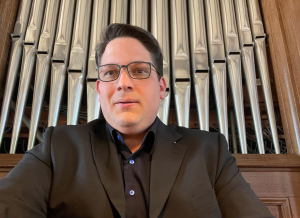 Der Organist Bernhardt Brand-Hofmeister gestaltet die 415. Spachbrücker Abendmusik.